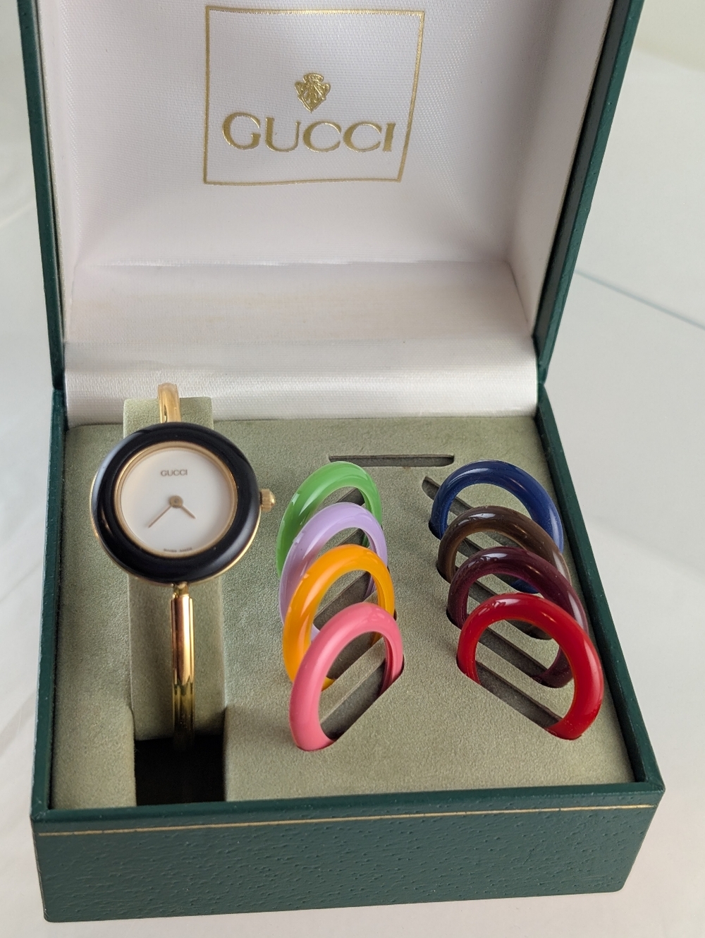 AUTHENTIC GUCCI 11/12.2 BEZEL BANGLE WATCH w/ 9 Bezels/ EX BRAND NEW CONDITION